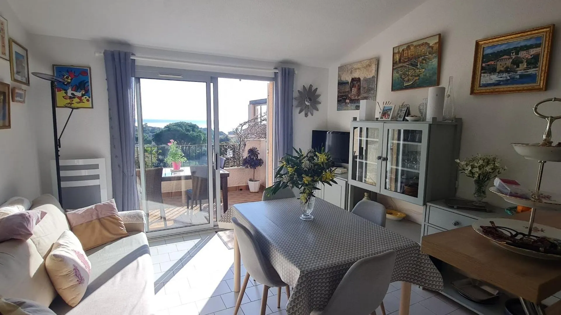 Apartment Appartement 3 Pieces Avec Balcon Et Acces Plage A Sainte-Maxime - Fr-1-780-55 France